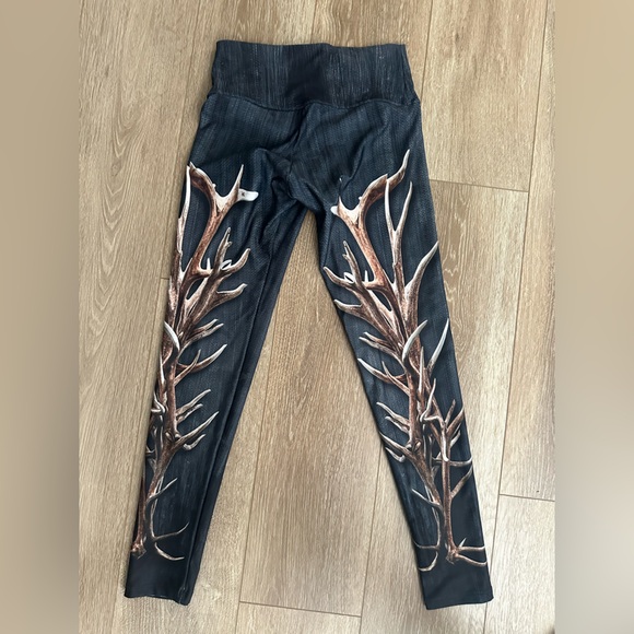 Venor Hunt Antler Leggings - Picture 2 of 4